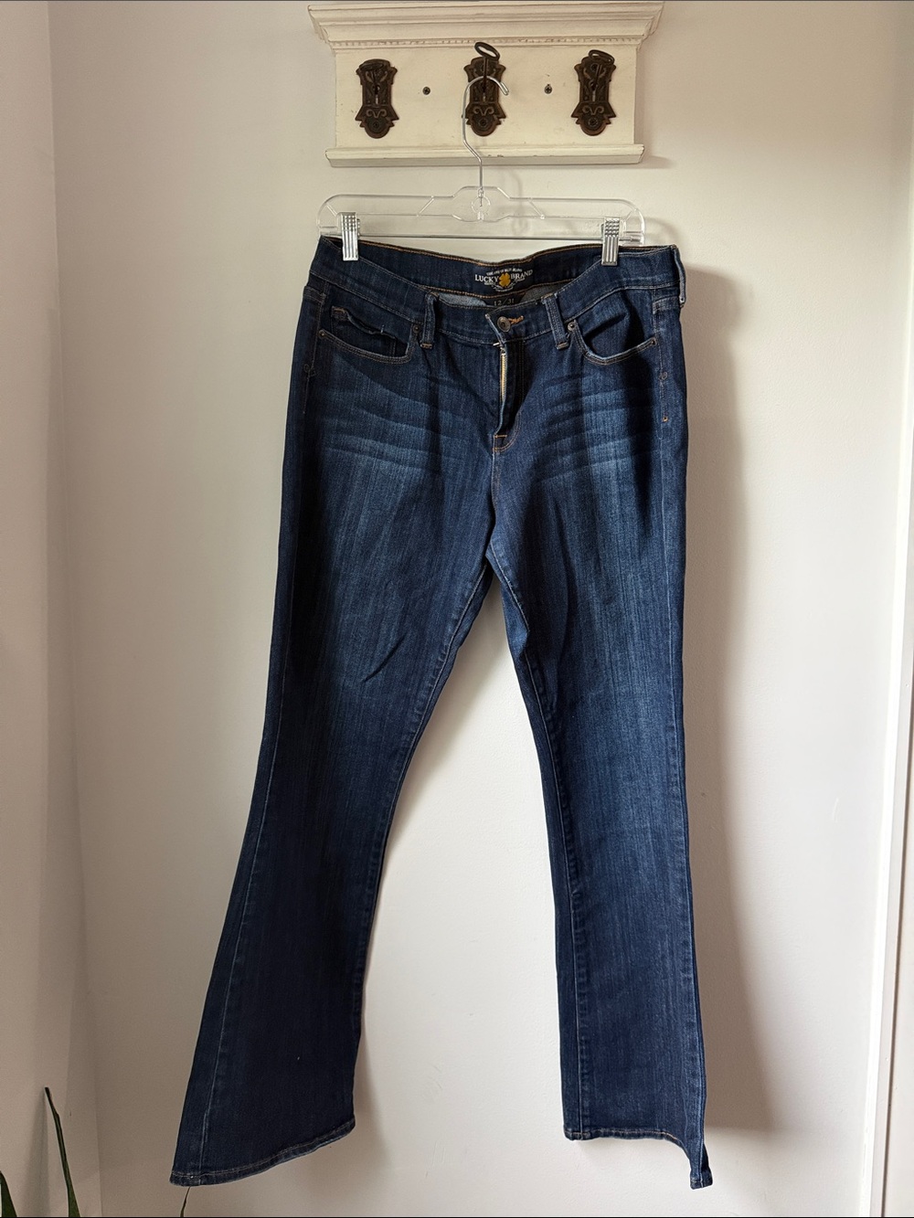Lucky Brand Sofia Boot Denim Women's Dark Blue Mid Rise Boot-Cut Jeans Western